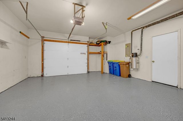 114 Hagerman Ct, Bridgewater Twp., NJ 08807