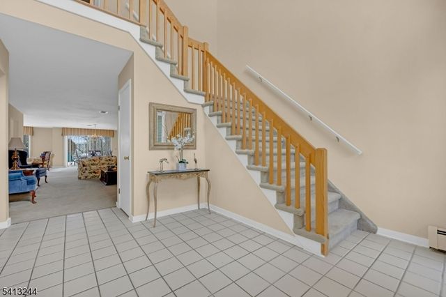 114 Hagerman Ct, Bridgewater Twp., NJ 08807