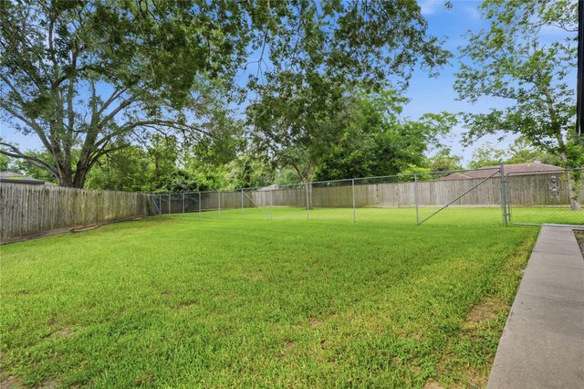 1400 Gardenia Circle, Rosenberg, TX 77471