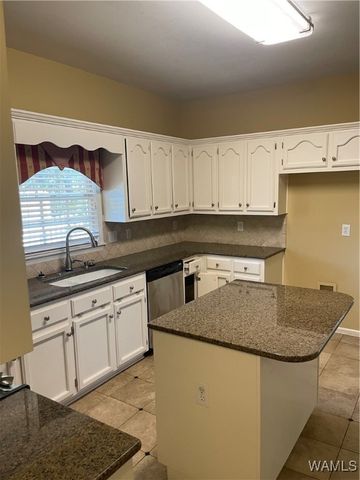 1521 Cypress Cove, Hoover, AL 35244