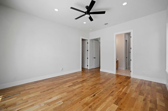 732 Cedar Hill Avenue, Dallas, TX 75208