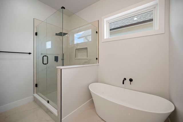732 Cedar Hill Avenue, Dallas, TX 75208