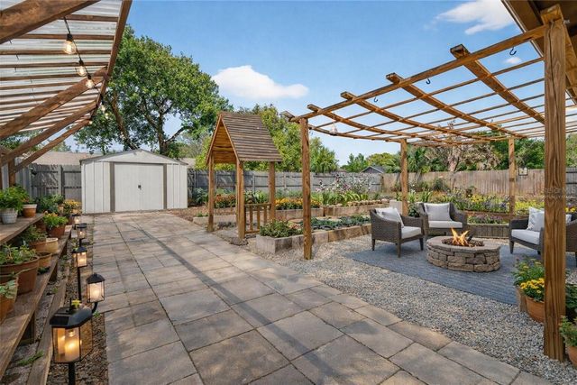 526 E GRANDVIEW WAY, Casselberry, FL 32707