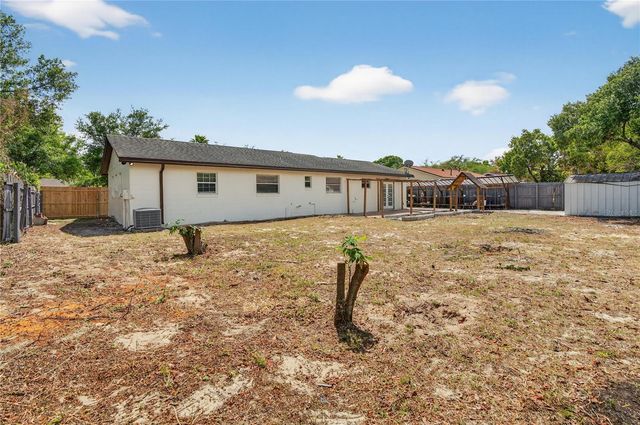 526 E GRANDVIEW WAY, Casselberry, FL 32707