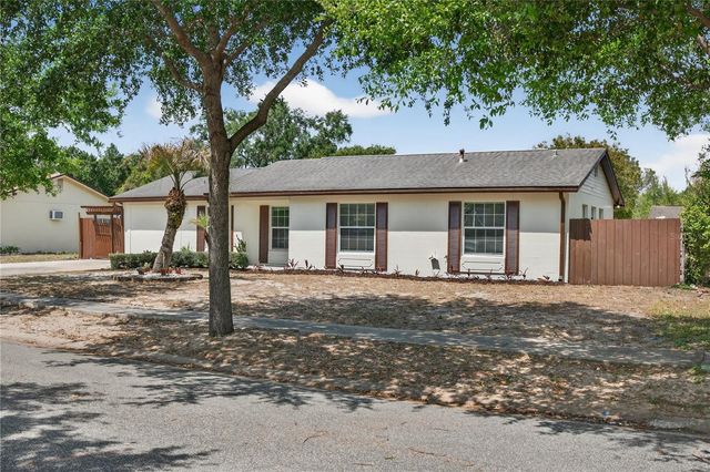 526 E GRANDVIEW WAY, Casselberry, FL 32707