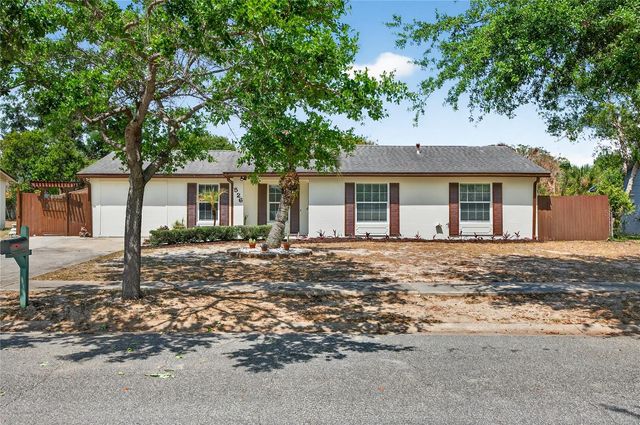 526 E GRANDVIEW WAY, Casselberry, FL 32707