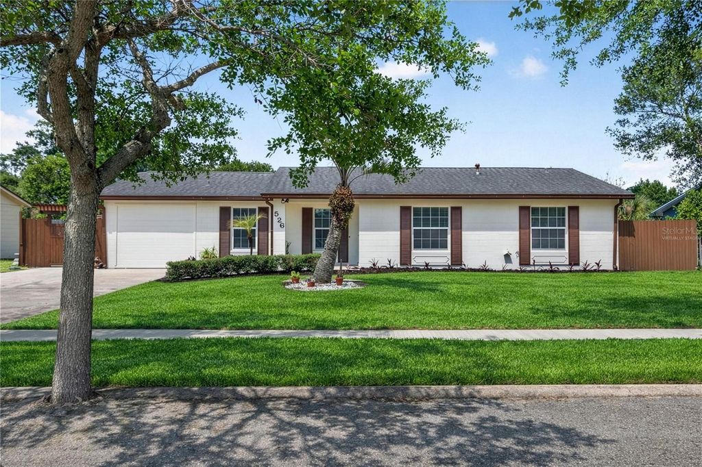 526 E GRANDVIEW WAY, Casselberry, FL 32707
