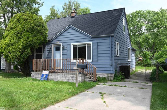 18755 Hazelwood Street, Roseville, MI 48066