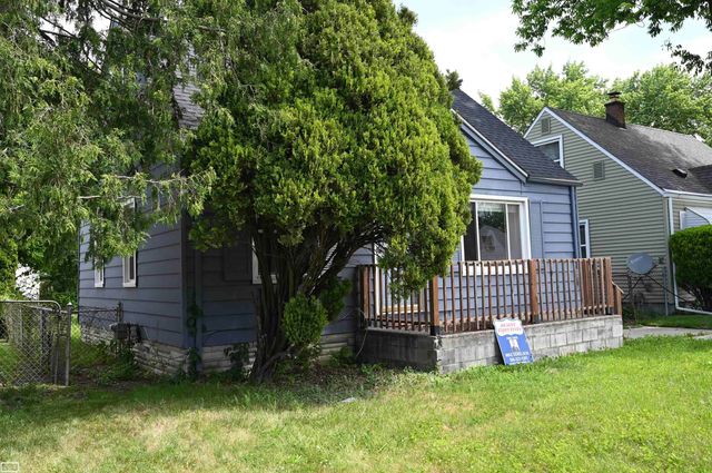 18755 Hazelwood Street, Roseville, MI 48066