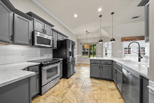 10 INEZ CV, Somerville, TN 38068