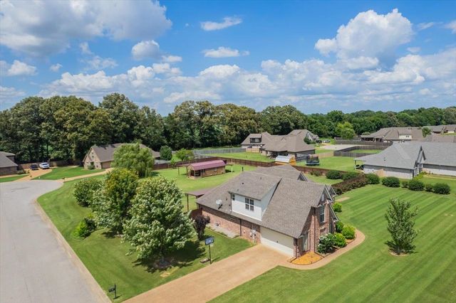 10 INEZ CV, Somerville, TN 38068