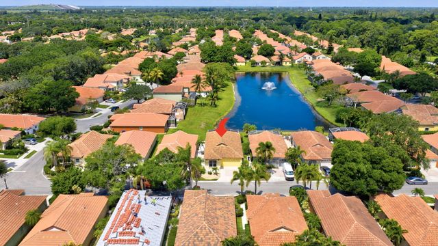 2097 Bonisle Circle, Riviera Beach, FL 33418