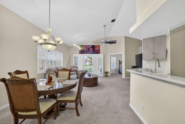 2097 Bonisle Circle, Riviera Beach, FL 33418