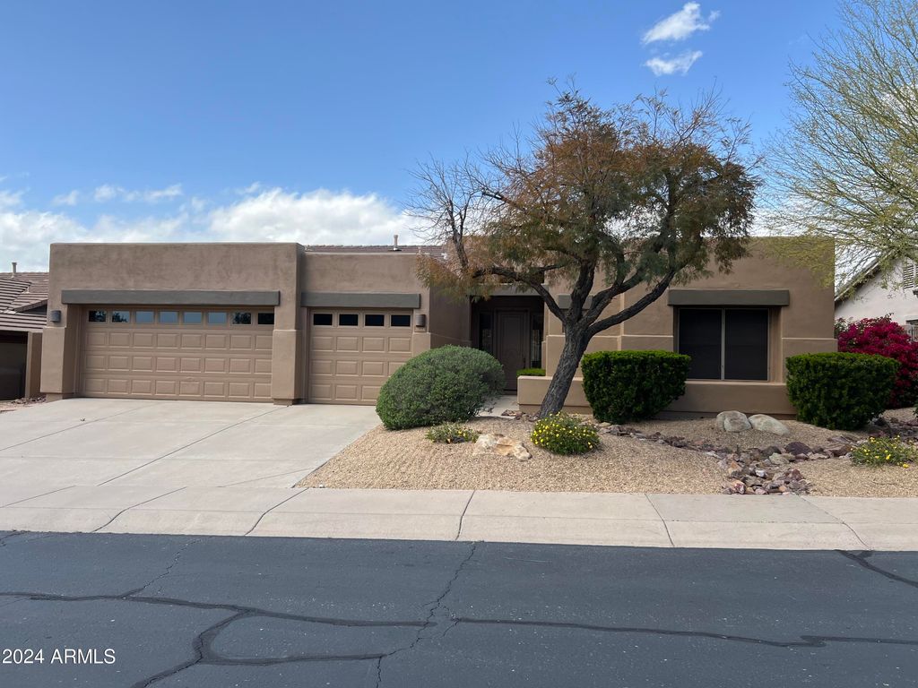 9044 N Longfeather Road, Fountain Hills, AZ 85268