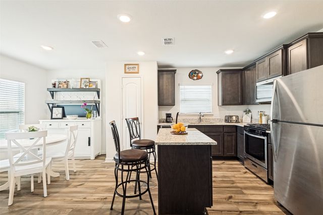 13519 Beaverhead Street, Ponder, TX 76259