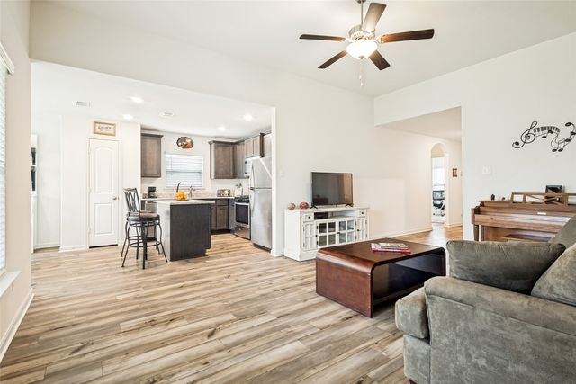 13519 Beaverhead Street, Ponder, TX 76259