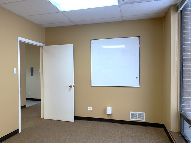 791 Industrial Drive, Elmhurst, IL 60126