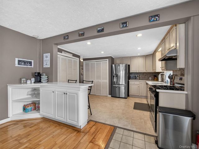 7 Staubitz Avenue, Pearl River, NY 10965