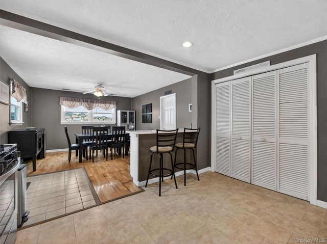 7 Staubitz Avenue, Pearl River, NY 10965