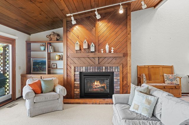 410 N Lakeshore Drive, Park Twp, MI 49424
