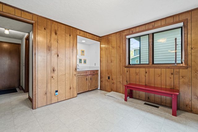 410 N Lakeshore Drive, Park Twp, MI 49424