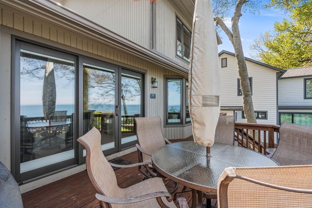 410 N Lakeshore Drive, Park Twp, MI 49424