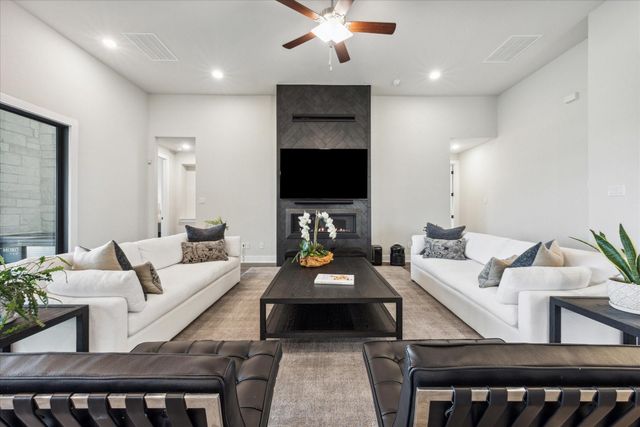 700 Echelon PL, Austin, TX 78738