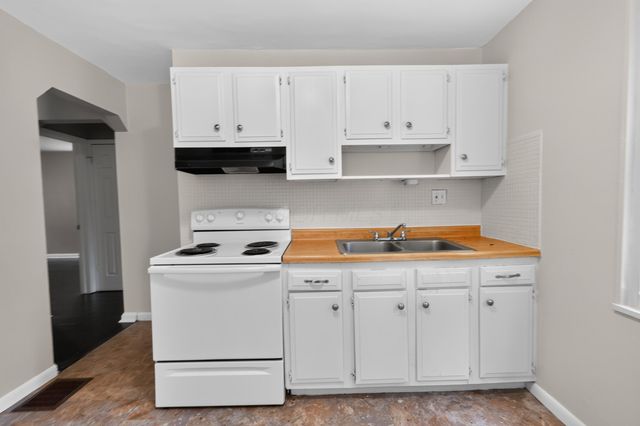 852 S Hampton Road, Columbus, OH 43227