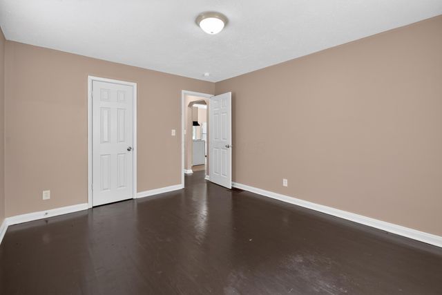 852 S Hampton Road, Columbus, OH 43227
