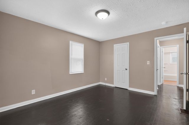 852 S Hampton Road, Columbus, OH 43227