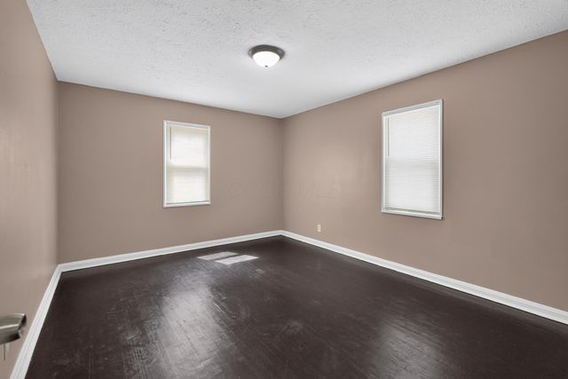 852 S Hampton Road, Columbus, OH 43227