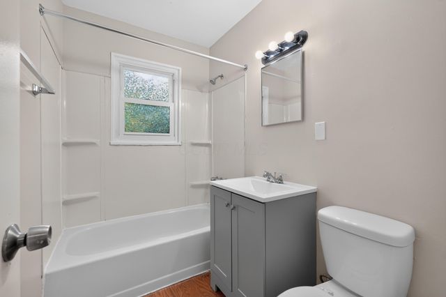 852 S Hampton Road, Columbus, OH 43227