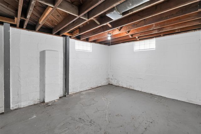852 S Hampton Road, Columbus, OH 43227