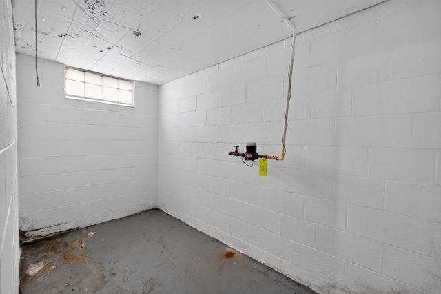 852 S Hampton Road, Columbus, OH 43227