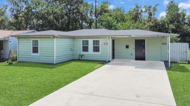 5202 Pensdale Street, Houston, TX 77033