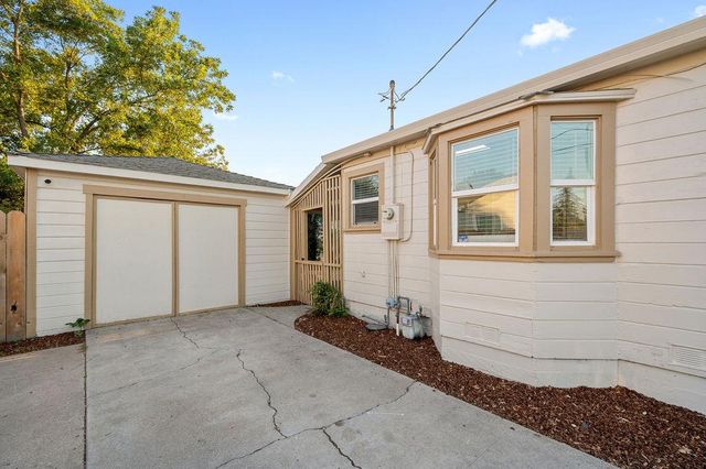 924 Bridge St, Yuba City, CA 95991