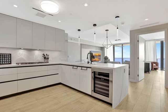 1116 N Ocean Boulevard 1102, Pompano Beach, FL 33062