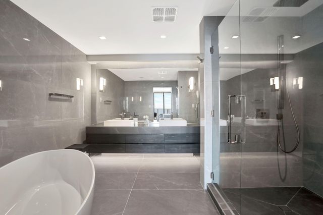 1116 N Ocean Boulevard 1102, Pompano Beach, FL 33062