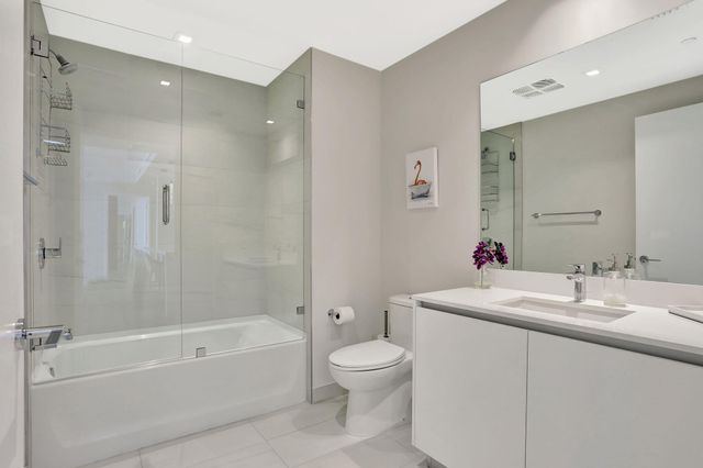 1116 N Ocean Boulevard 1102, Pompano Beach, FL 33062