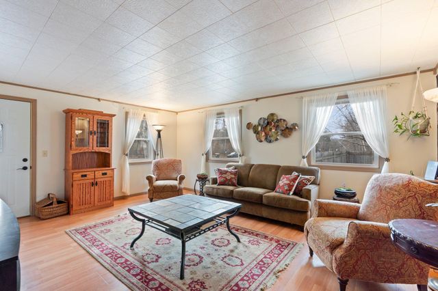 15789 Mckay Road, Brainerd, MN 56401