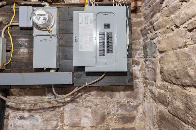 155 Seymour Street, Hartford, CT 06106