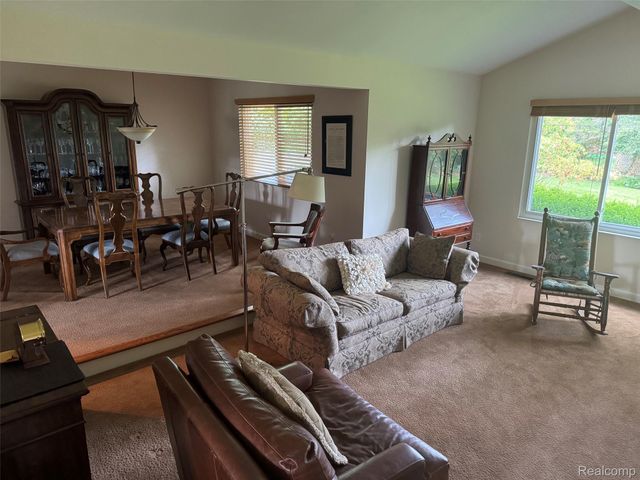 6925 Windham Lane, Bloomfield Charter Township, MI 48301