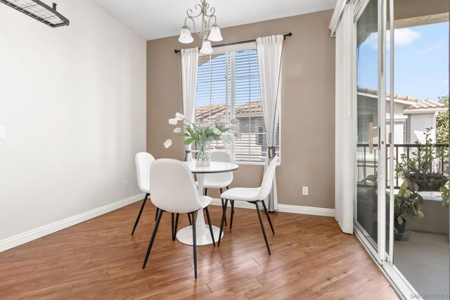 10766 Sabre Hill 258, San Diego, CA 92128