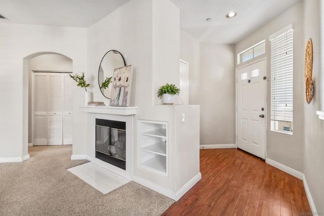 10766 Sabre Hill 258, San Diego, CA 92128