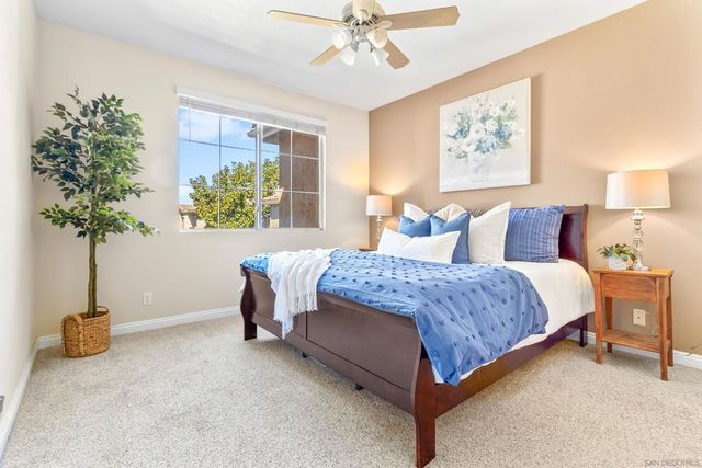 10766 Sabre Hill 258, San Diego, CA 92128