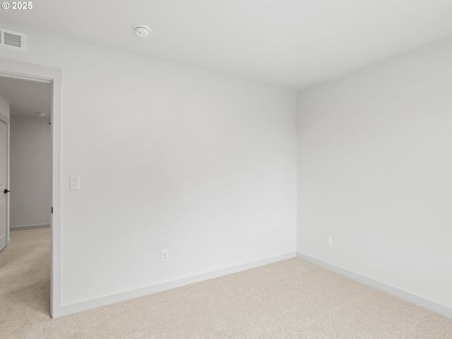 403 W 19TH St, La Center, WA 98629