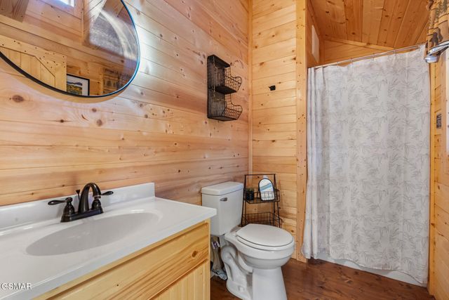 1768 Rich Mountain Way, Sevierville, TN 37876