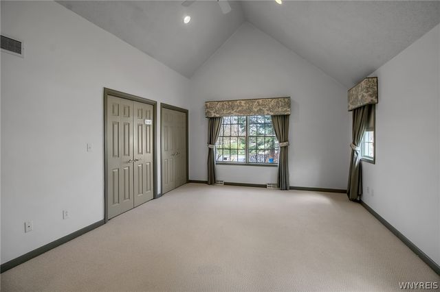 11 Brambly Court, Amherst, NY 14221