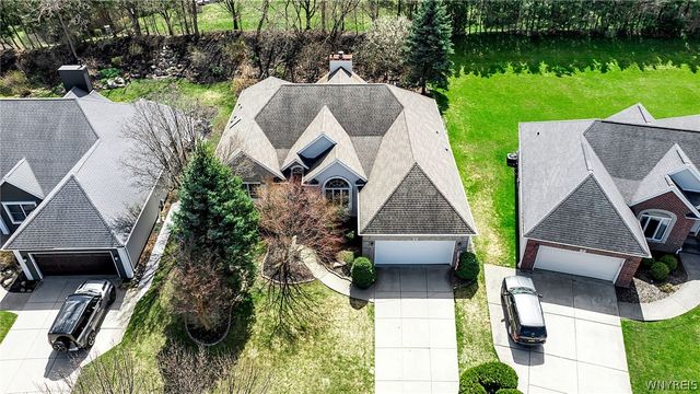 11 Brambly Court, Amherst, NY 14221