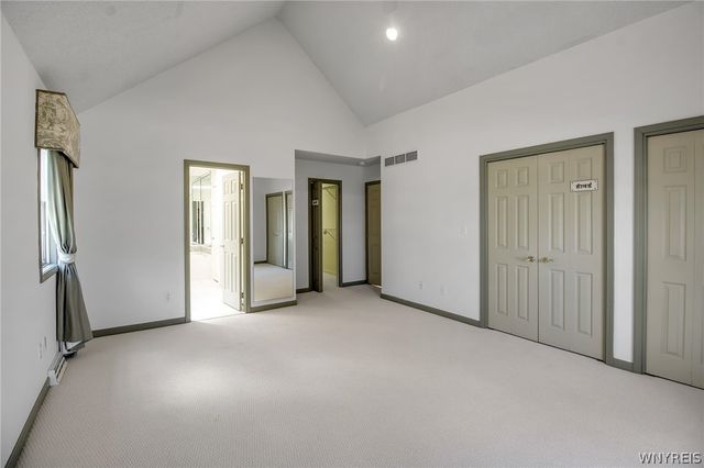 11 Brambly Court, Amherst, NY 14221